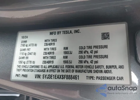 2025 Tesla Model 3 Long Range Rear-Wheel Drive/Standard Rear-Wheel Drive z USA, uszkodzony, nr VIN 5YJ3E1EAXSF888461